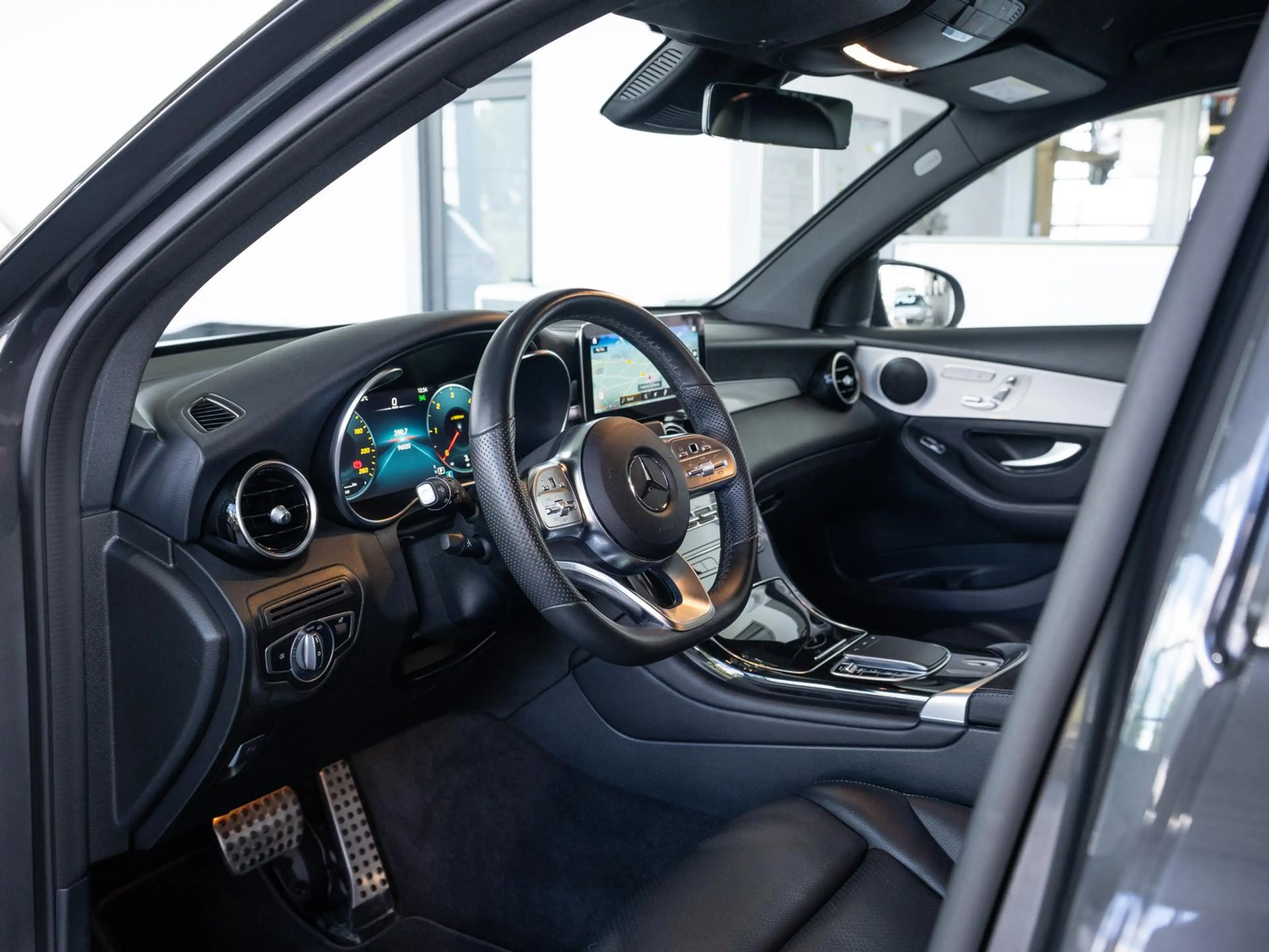 Mercedes-Benz GLC 400 d 4 Matic 9G *AMG*AHK*1.HAND*MEMORY* — photo 13