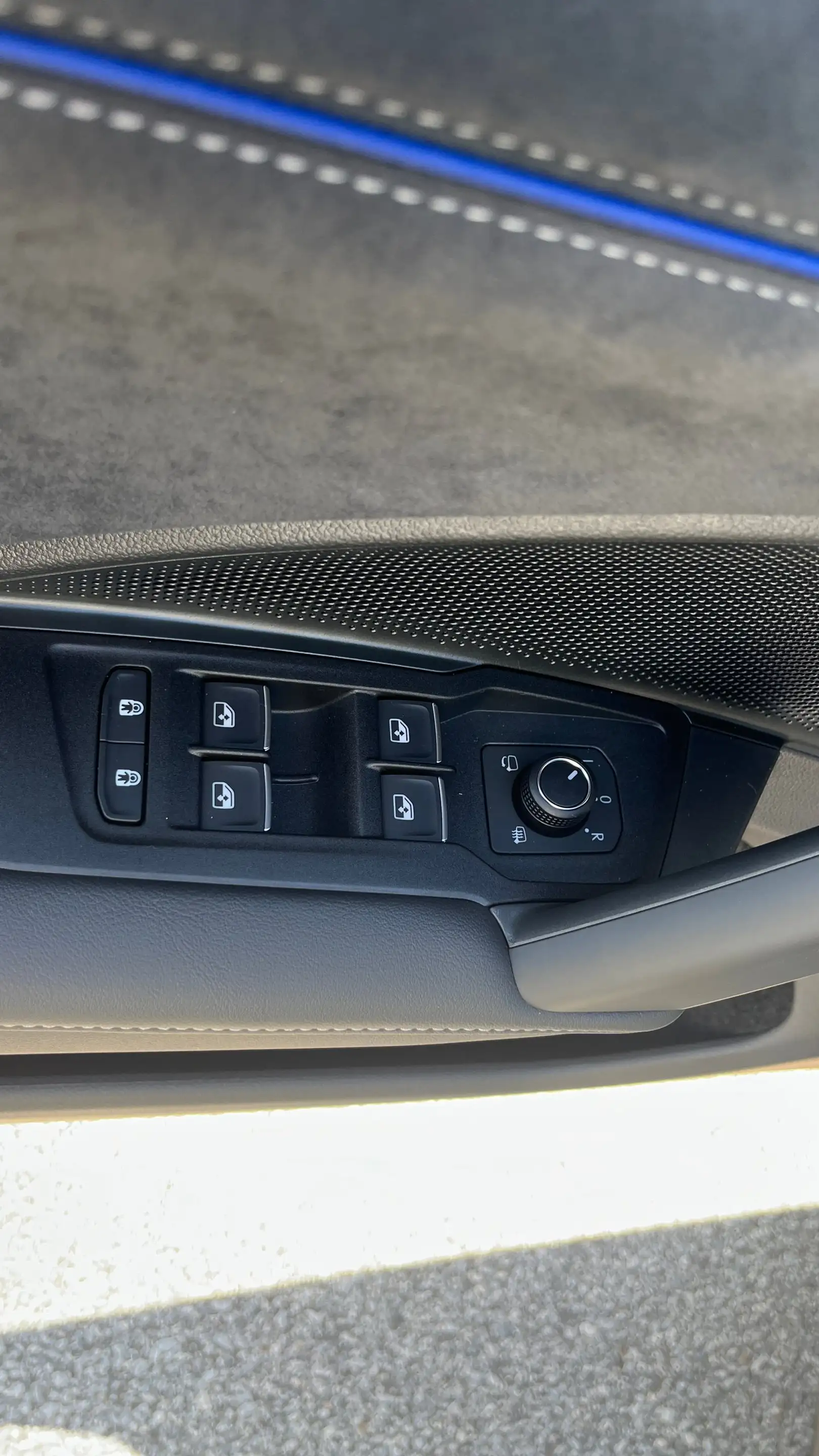 Volkswagen Tayron Sport eHybrid DSG 150kW — photo 11