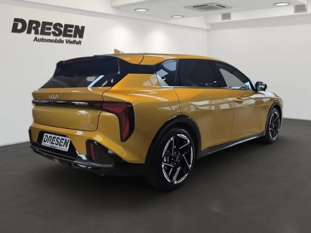 Kia K4 GT-LINE 1.6T 180 DCT NAVI,360°KAMERA,CARPLAY,DAB 3