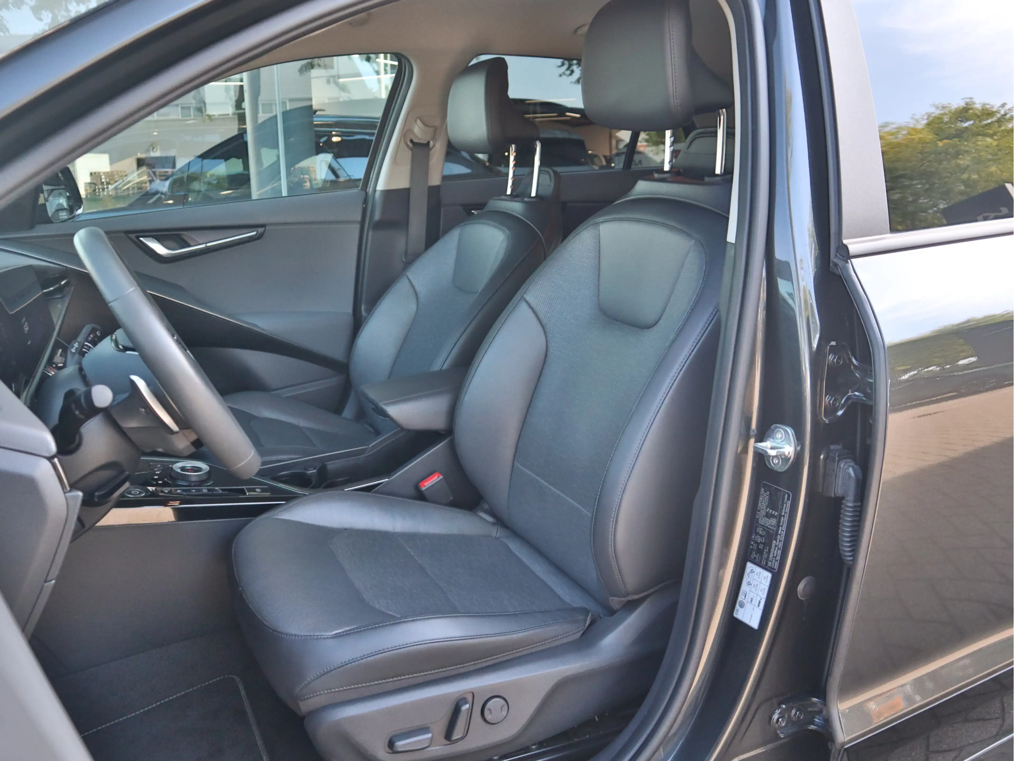 Kia e-Niro EV ExecutiveLine 64.8 kWh Leder | Harman Kardon | — photo 19
