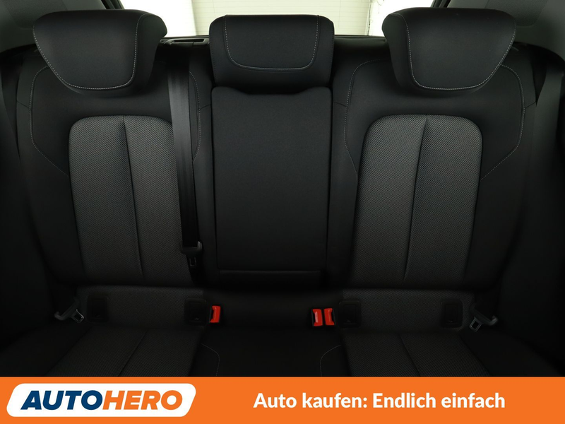 Audi Q2 30 TDI S line Aut.*NAVI*LED*ACC*PDC* — photo 15