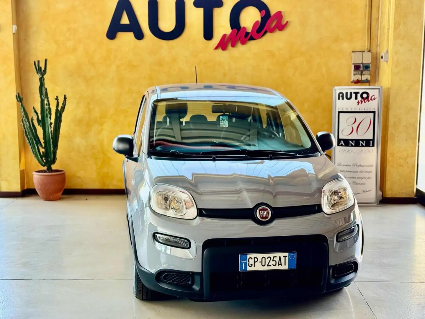 Fiat Panda 1.0 FireFly S&S Hybrid City Life Gris - 1