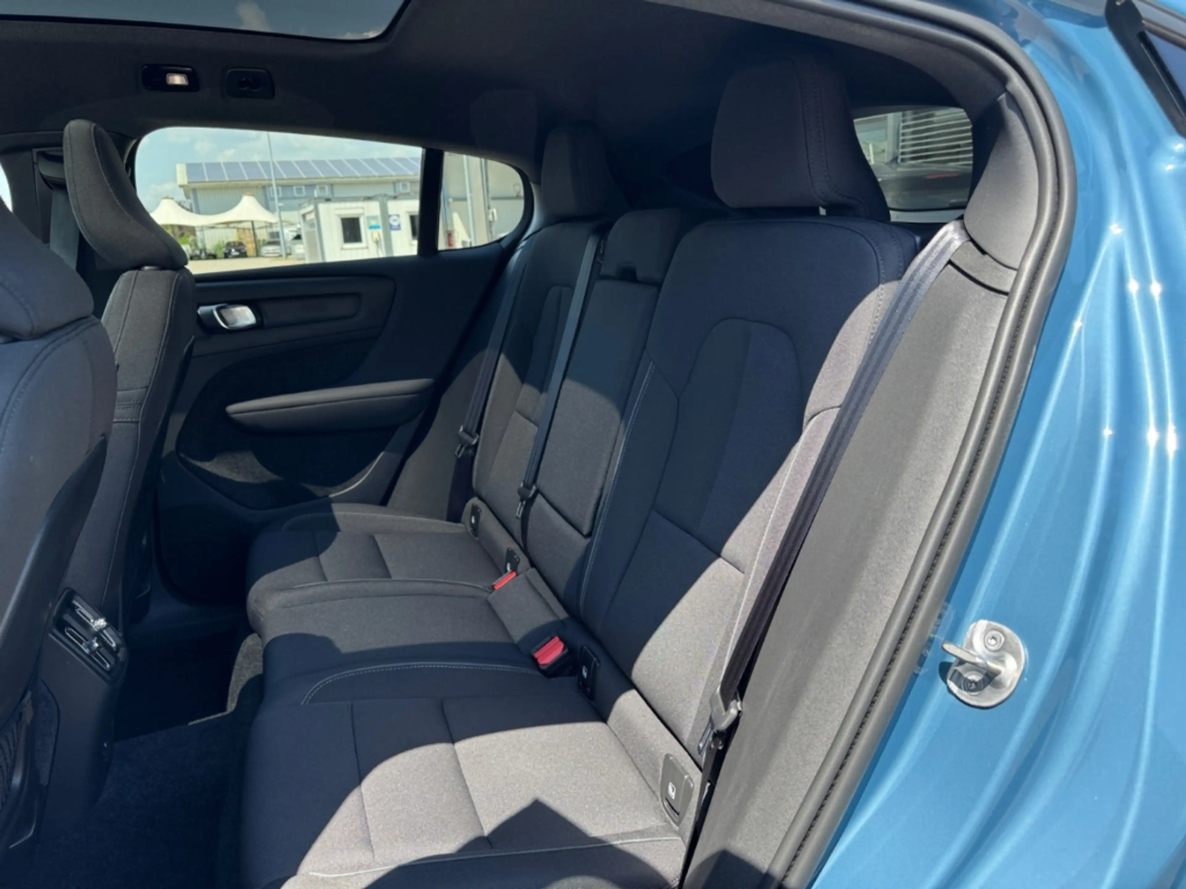 Volvo C40 Plus Recharge StandHZG AHK-el. klappb. Panorama Na — photo 11