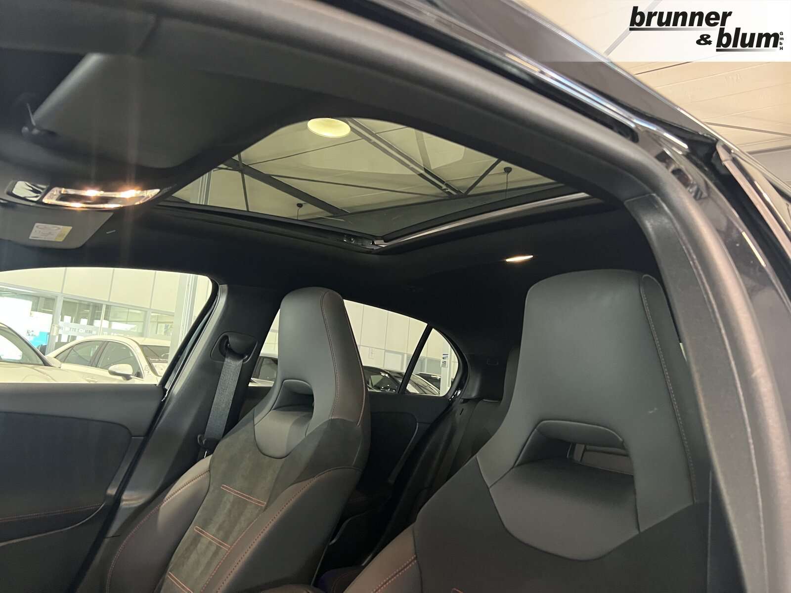 Mercedes-Benz A 220