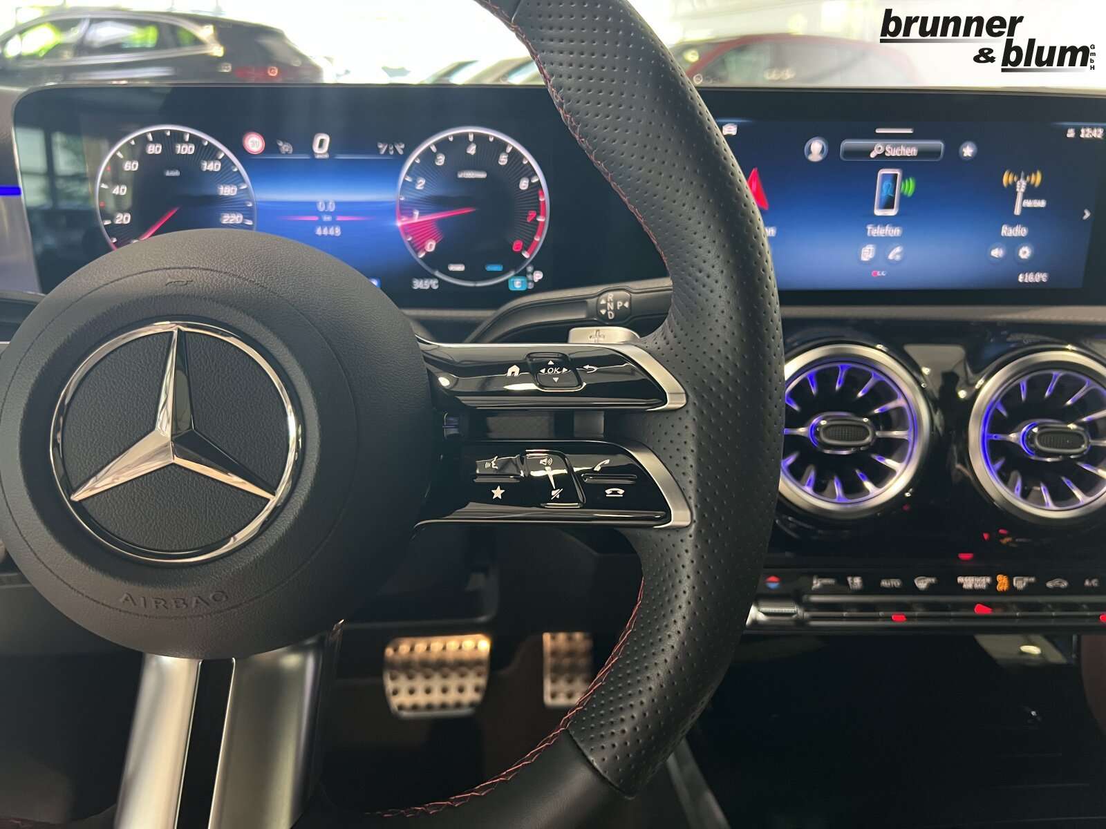 Mercedes-Benz A 220
