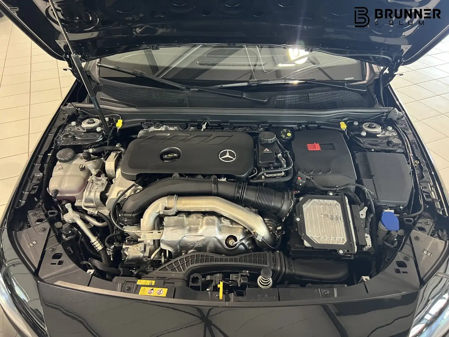 Mercedes-Benz A 220 A 220 4M AMG Prem+,Panodach,Memory,Sound,Night, BC Nero - 2