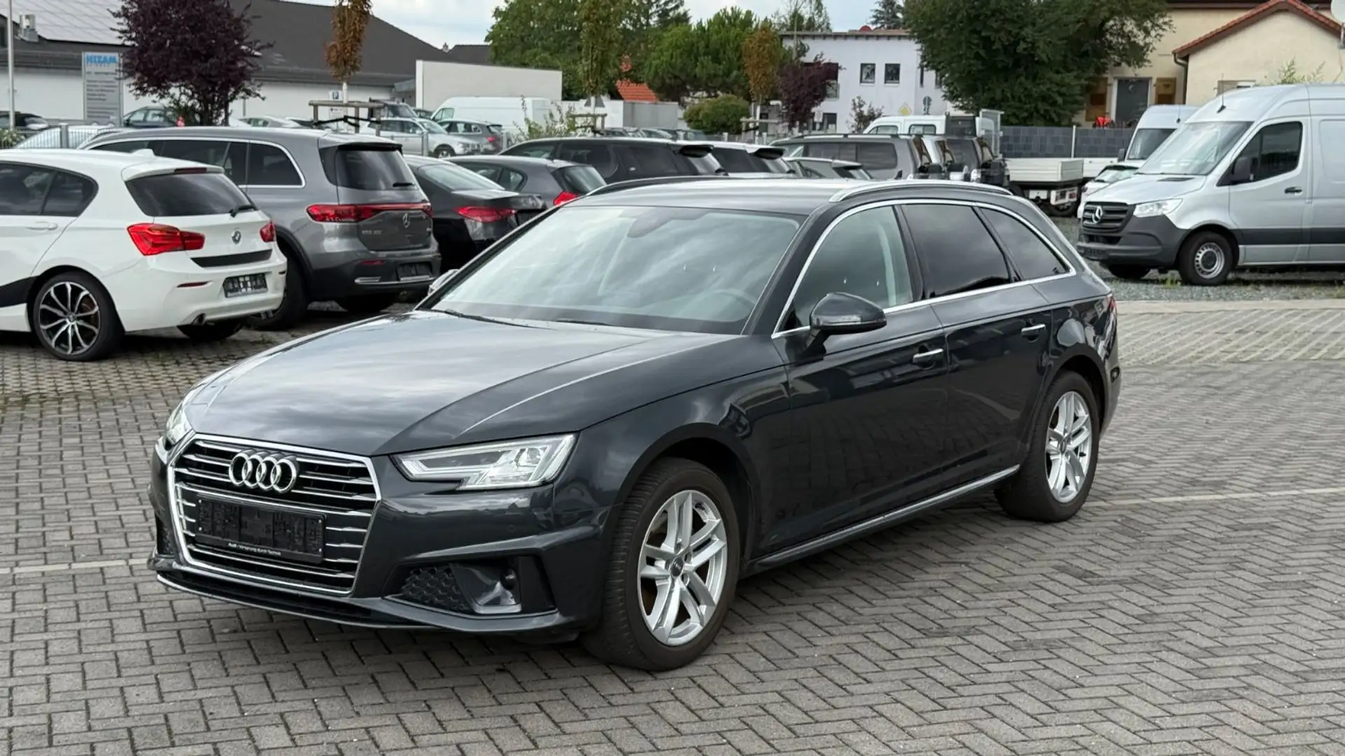 Audi A4 Avant *S-LINE*LED*57TKM*SEHR GEPFLEGT* Gris - 1