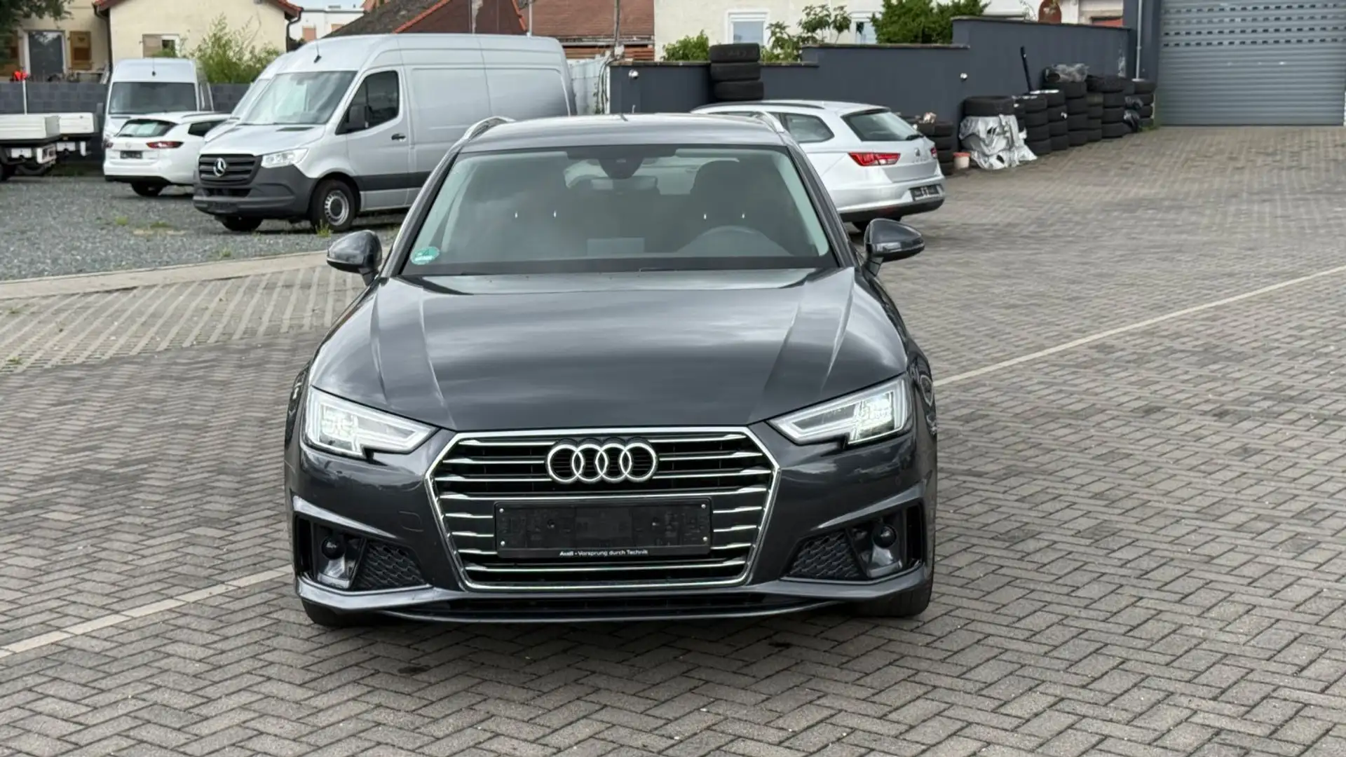 Audi A4 Avant *S-LINE*LED*57TKM*SEHR GEPFLEGT* Gris - 2