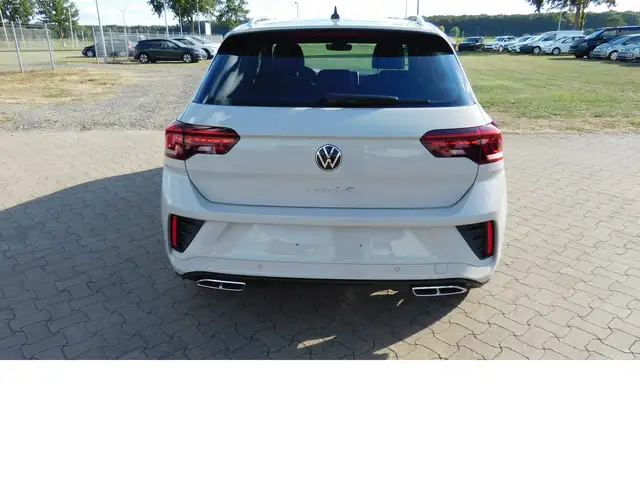 Volkswagen T-Roc view 14