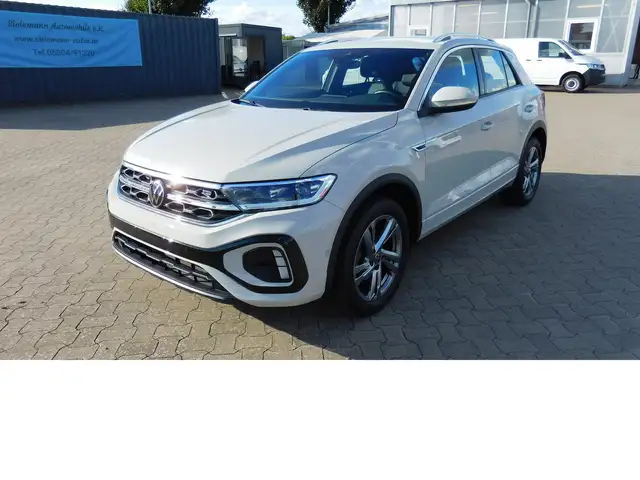 Volkswagen T-Roc view 2