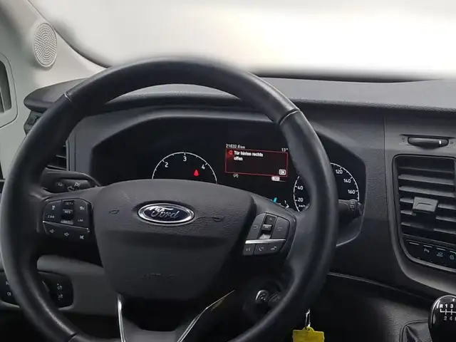 Ford Transit view 15