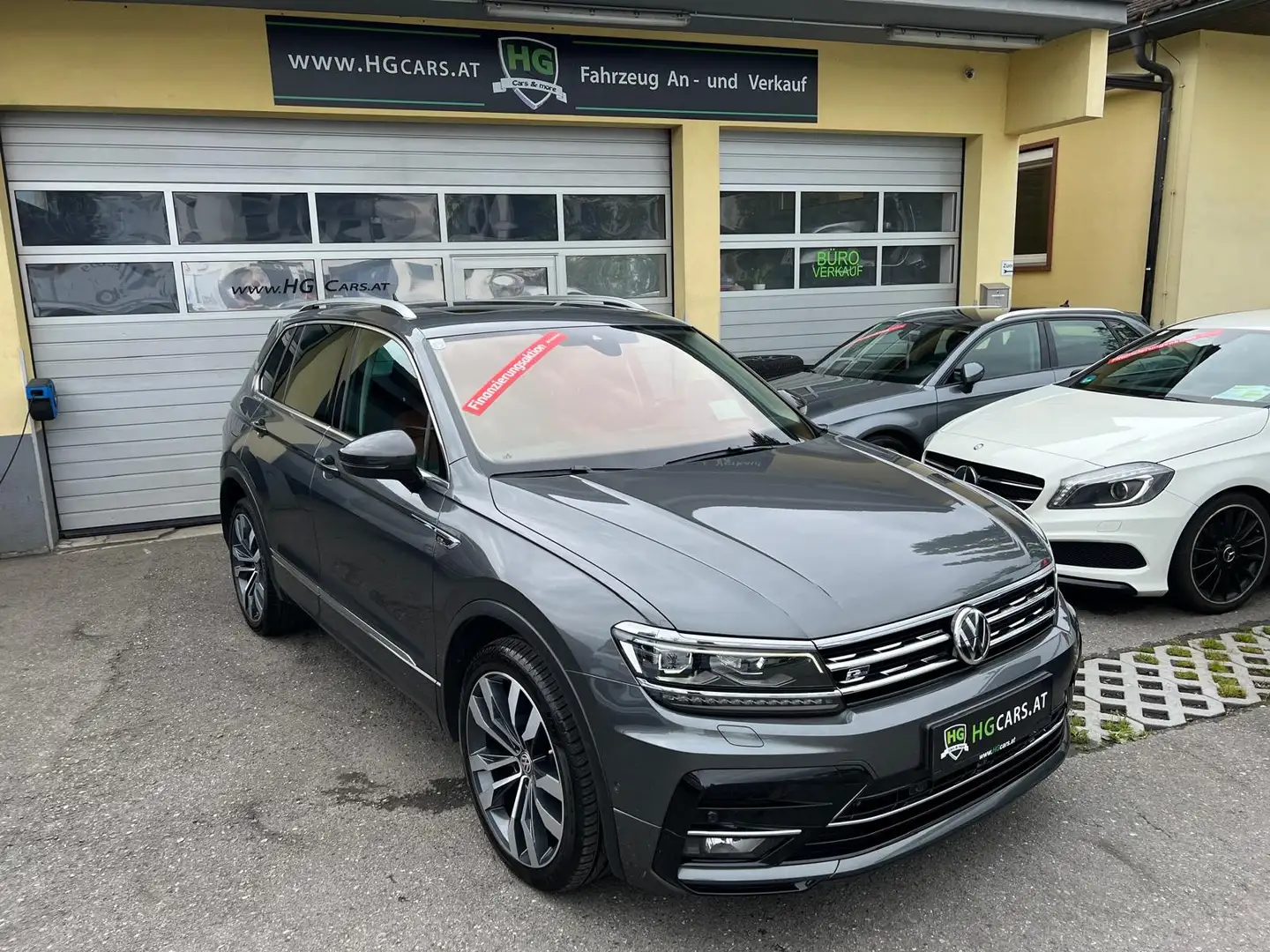 Volkswagen Tiguan R-Line*BiTurbo 4Motion*Standheizung*SKY*Kamera Grau - 2
