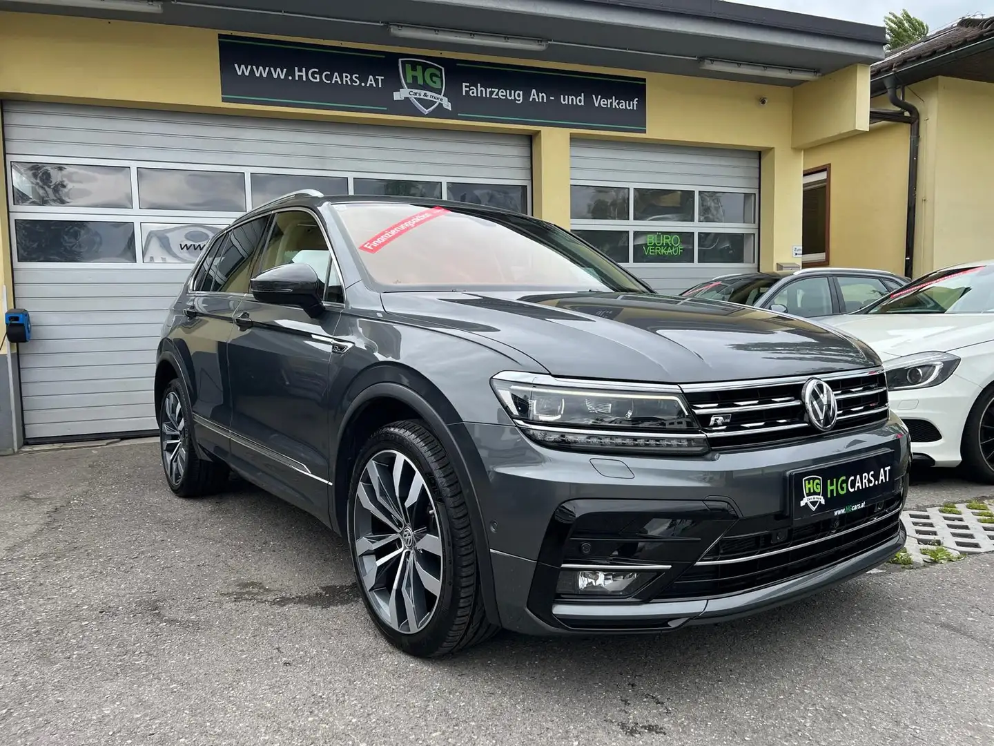 Volkswagen Tiguan R-Line*BiTurbo 4Motion*Standheizung*SKY*Kamera Grau - 1