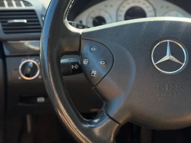 Mercedes-Benz E-Class view 11
