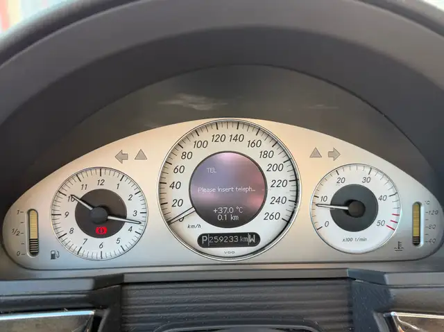Mercedes-Benz E-Class view 13