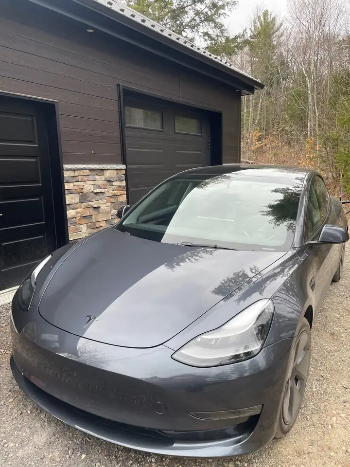 Tesla Model 3 fotografie Tesla Model 3
