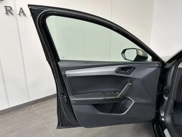 Seat Leon Leon view 7