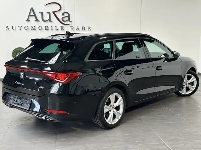 Seat Leon Leon view 4