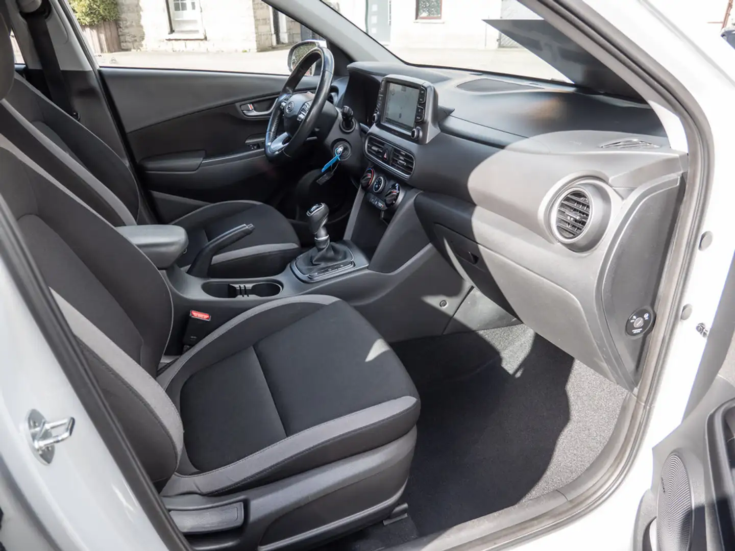 Hyundai KONA 1.0 T-GDI Trend Weiß - 2