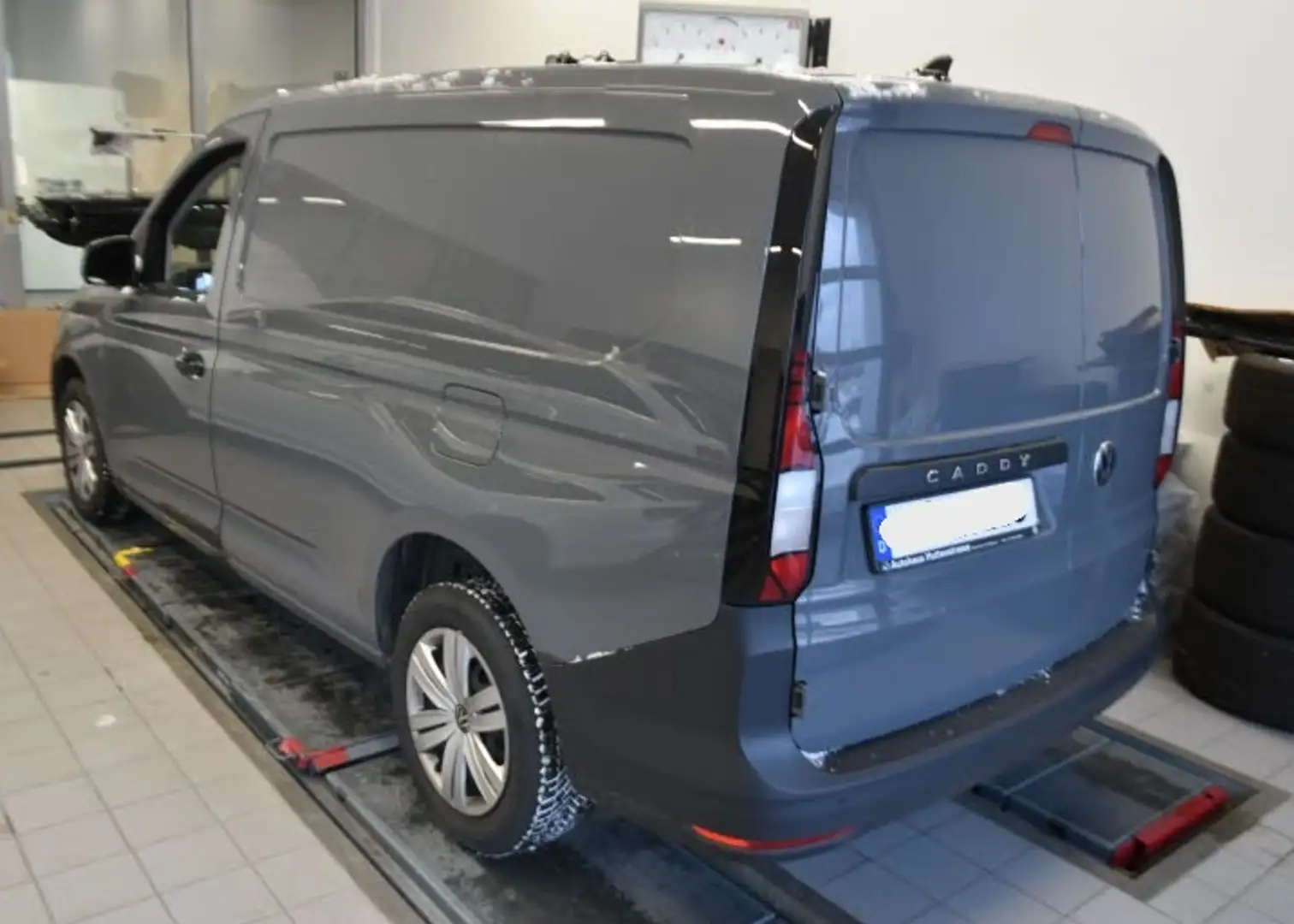 Volkswagen Caddy Maxi Cargo 2.0 TDI KLIMA PDC DAB+ Grau - 2