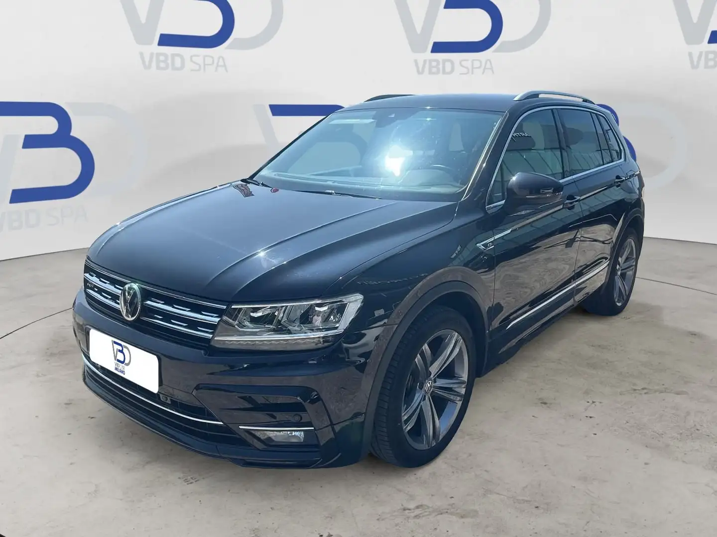 Volkswagen Tiguan II 1.5 tsi Sport 130cv Negro - 1