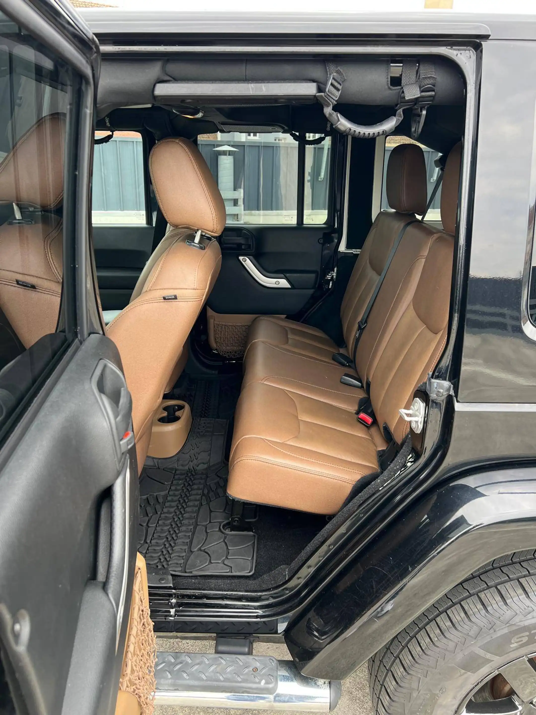 Jeep Wrangler FULLY LOADED -ONLY FOR EXPORT OUT OF EUROPE — photo 9