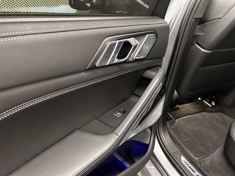 BMW X6 xDrive40d M Sport — photo 15