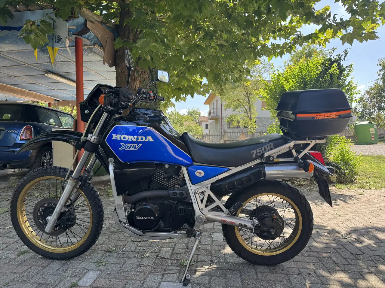 Honda XLV 750