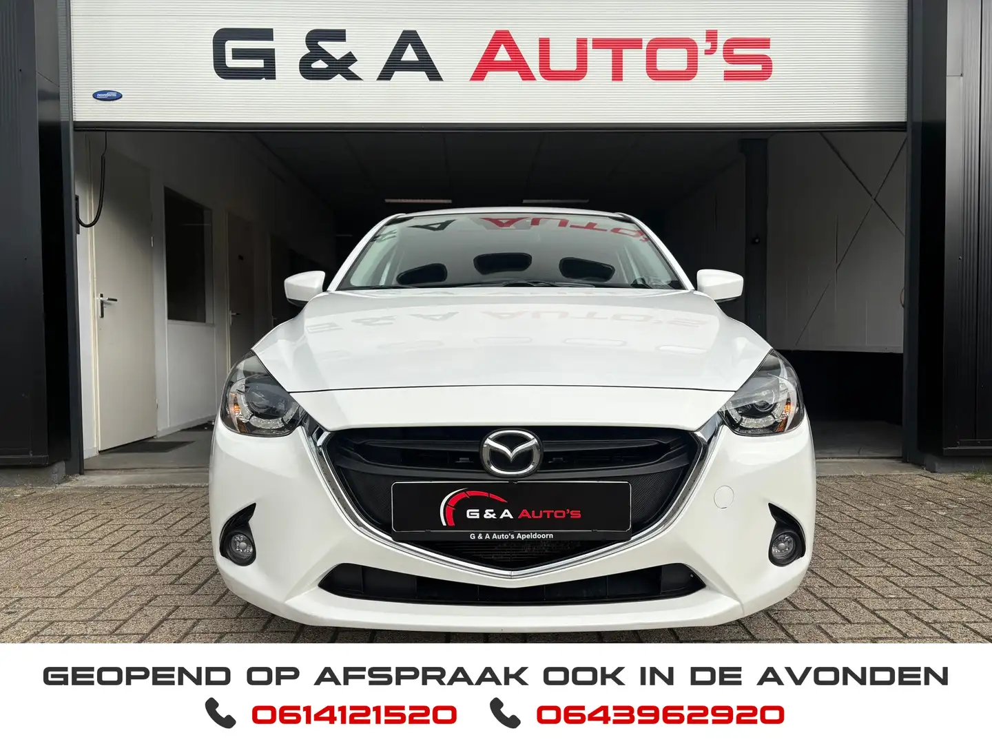 Mazda 2 1.5 / NAVI / CRUISE CTRL / PDC / STOELVERW / LED / Blanc - 2