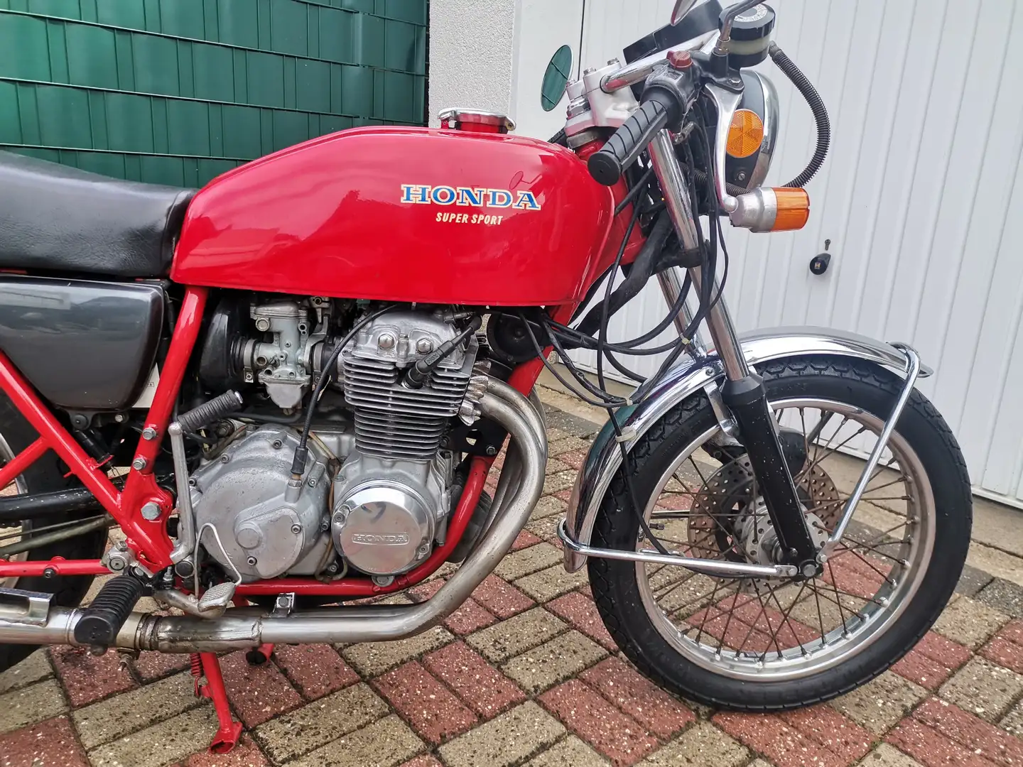 Honda CB 400 Honda CB 400 F Super Sport, CB 400 Four Roşu - 1