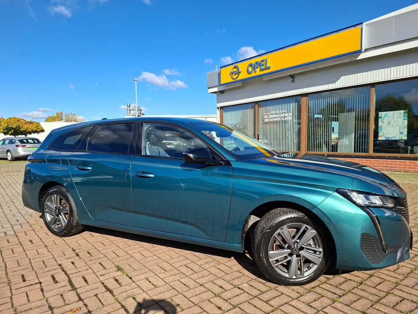 Peugeot 308 SW Allure+AUTO+LED+NAVI+SHZ+LHZ+ACC+360°CAM+ Blau - 1