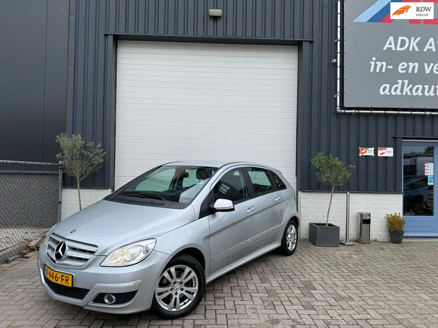 Mercedes-Benz B 200 AUTOMAAT/STOELVERW/TREKHAAK/PDC/MOOIE AUTO Gris - 1