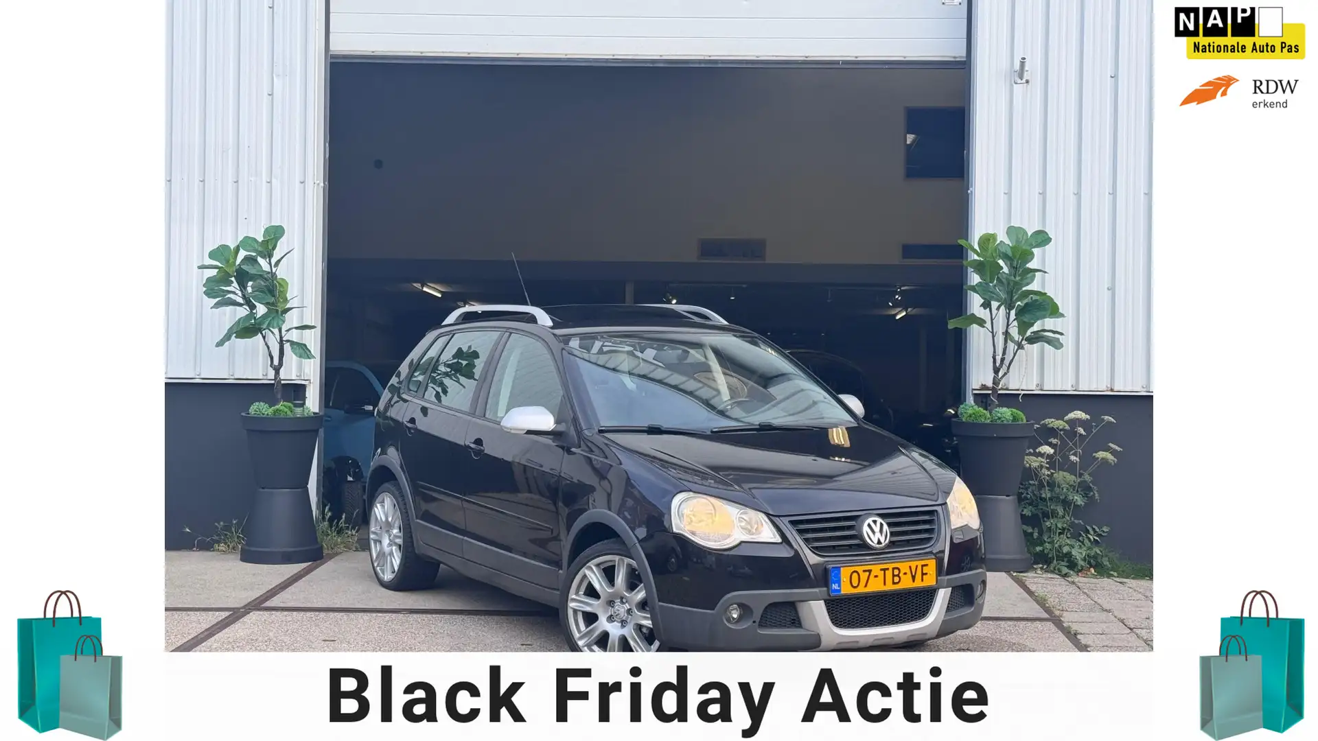 Volkswagen Polo Cross 1.4-16V Cross|PANO|CARPLAY|ELEK.RAMEN|AIRCO|BOEKJE Zwart - 1