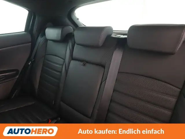 Alfa Romeo Giulietta view 14