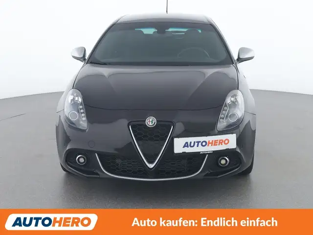 Alfa Romeo Giulietta view 9