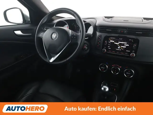 Alfa Romeo Giulietta view 13