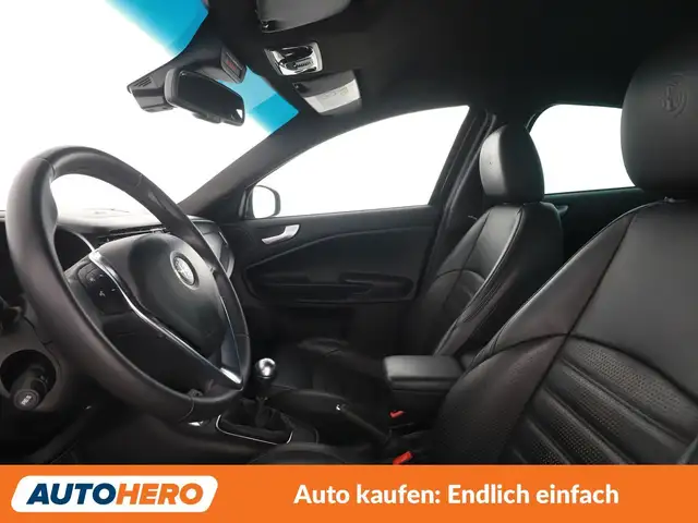 Alfa Romeo Giulietta view 10