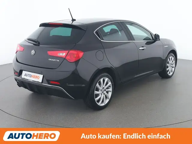 Alfa Romeo Giulietta view 6