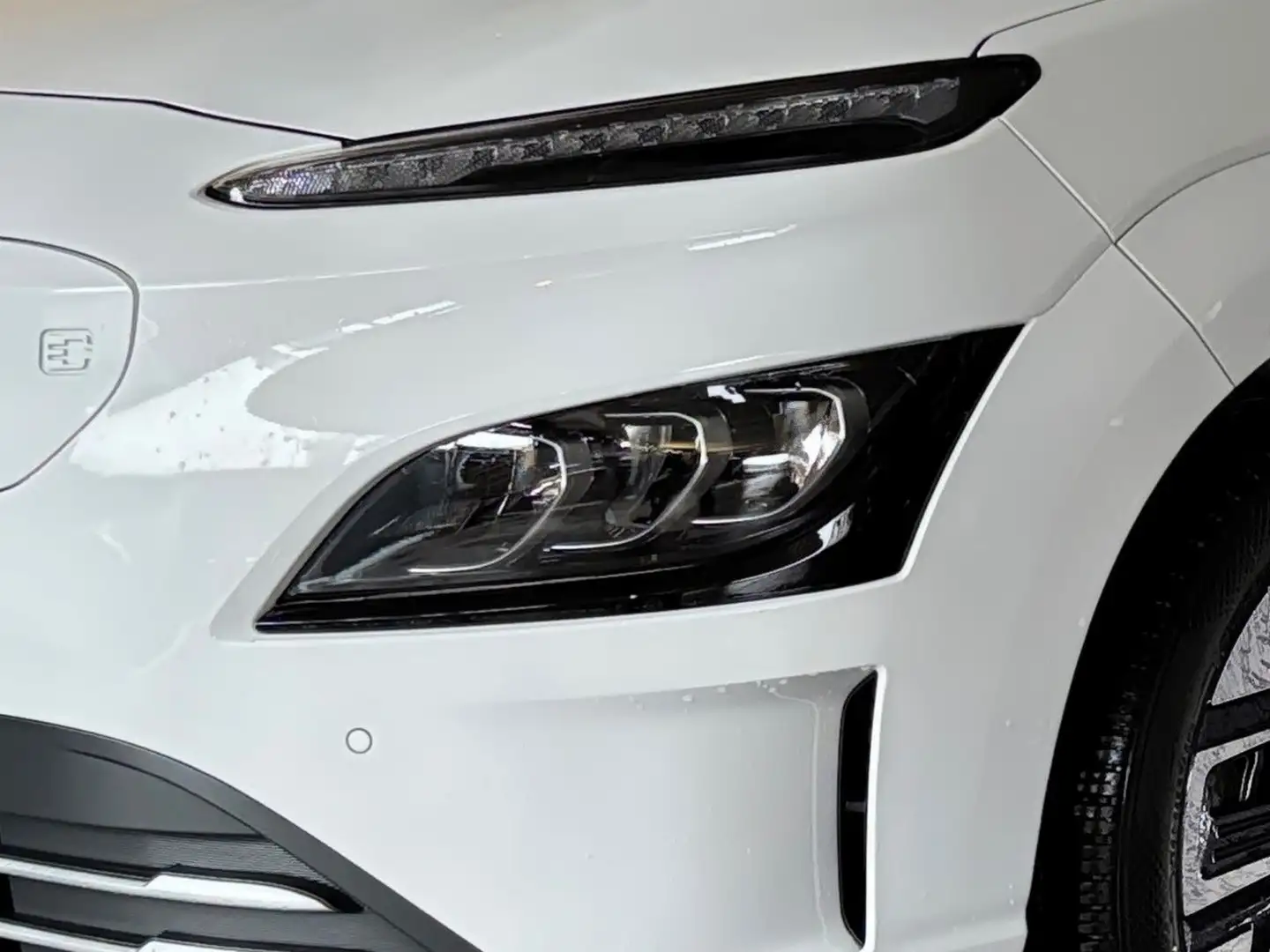 Hyundai KONA EV, Trend, Navi, ASS, HUD, Kamera, Navi Blanc - 2