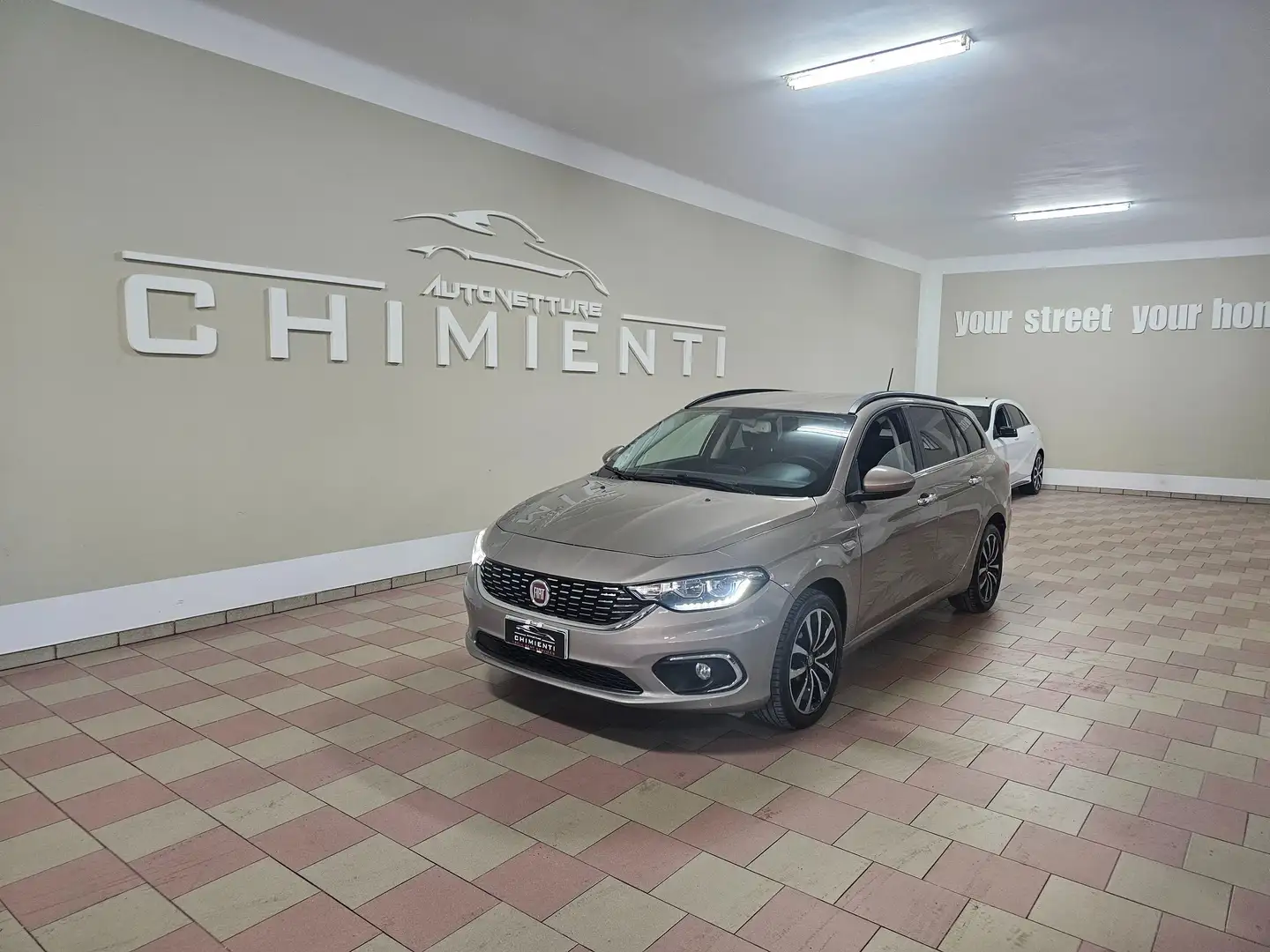Fiat Tipo Tipo SW 1.6 mjt Lounge s Grijs - 2