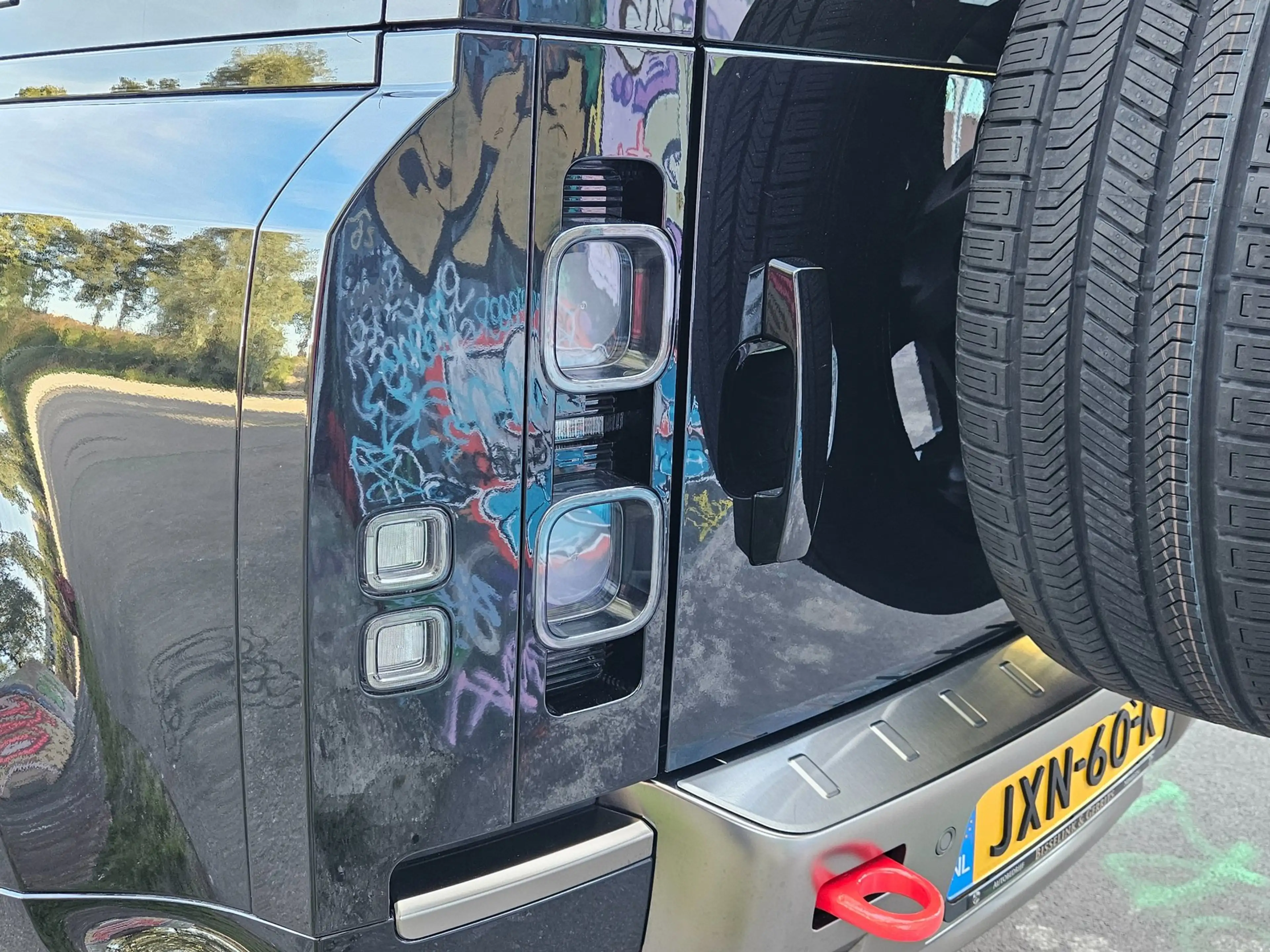 Land Rover Defender 110 3.0 P400 X | trekhaak | 22" | pano — photo 11