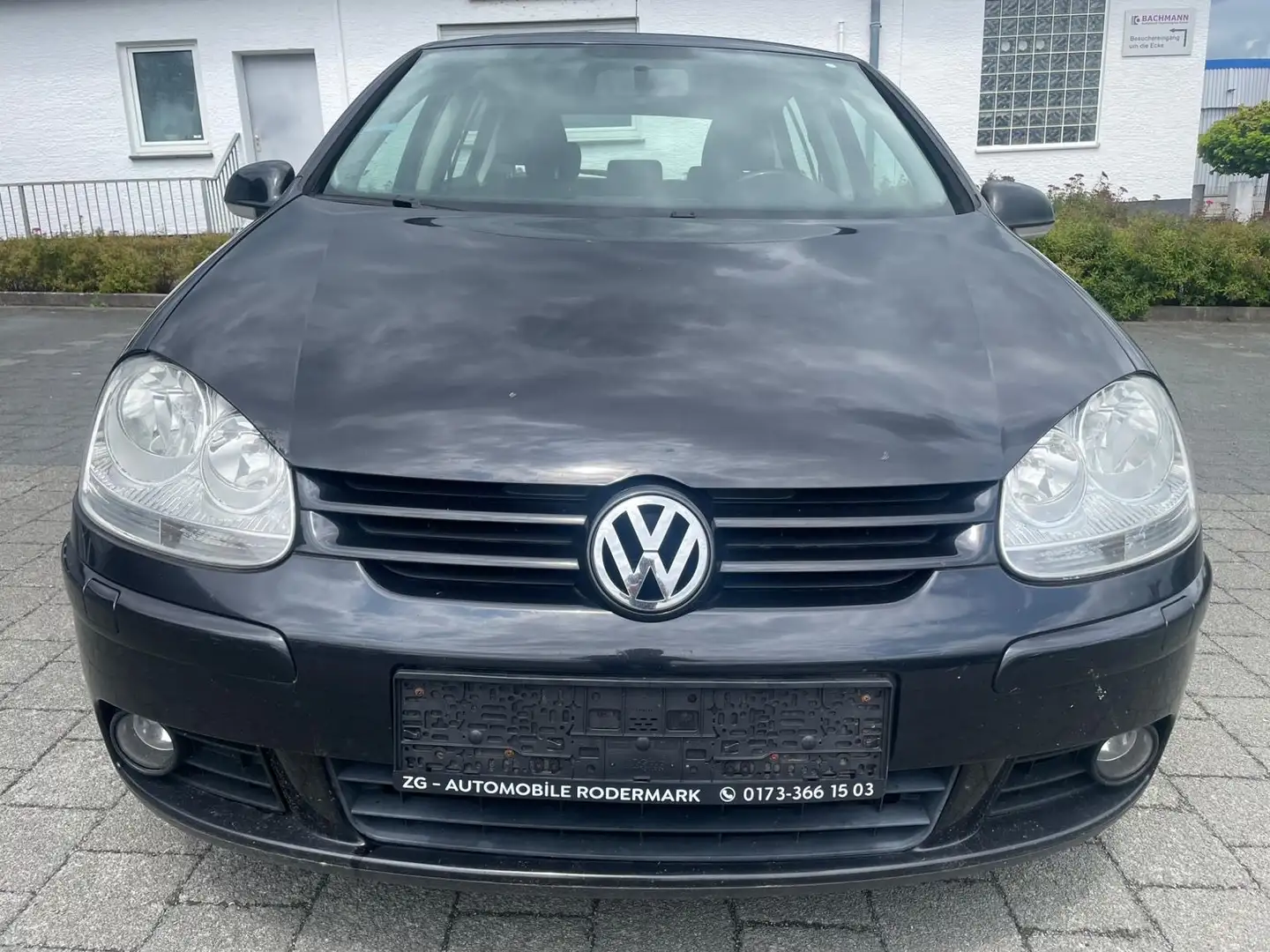 Volkswagen Golf Tour Schwarz - 2