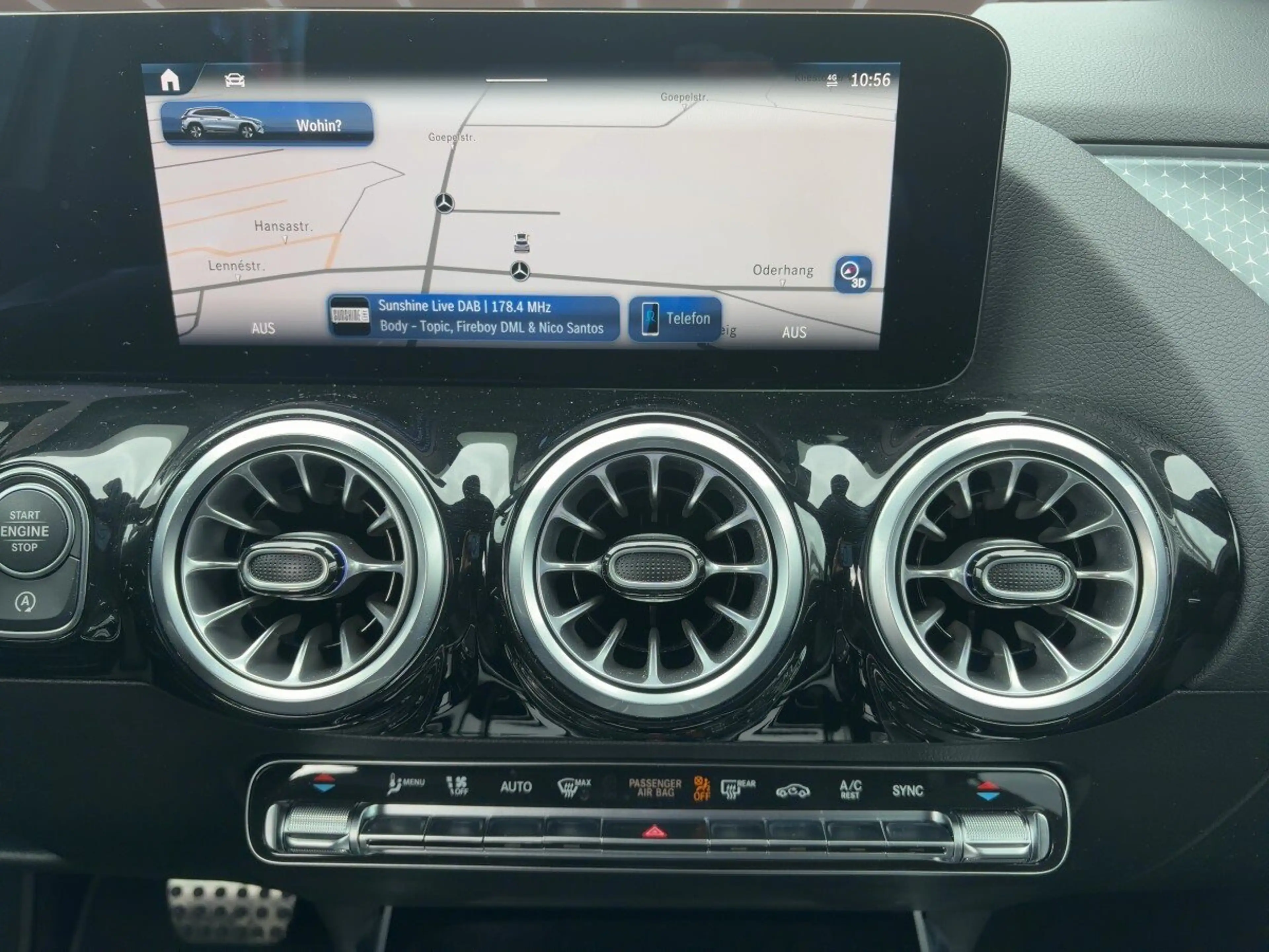 Mercedes-Benz GLA 220 GLA 220 d 4M AMG/KeyG/360/LED/AHK/HUD/Totw/Night — photo 14