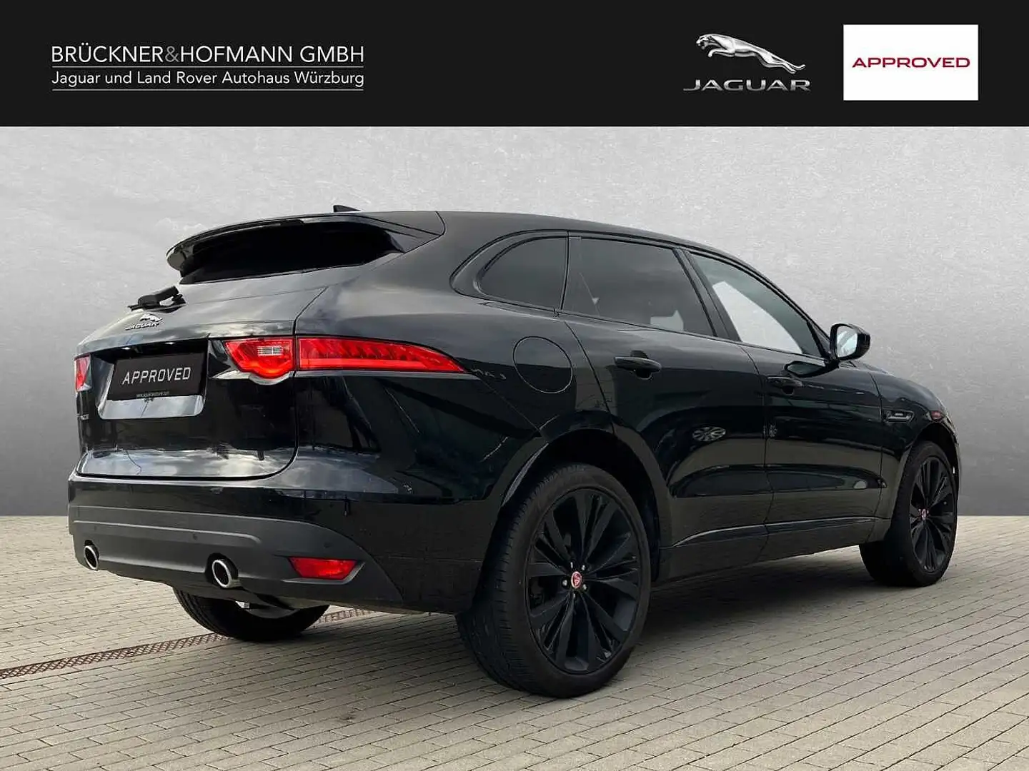 Jaguar F-Pace 30d AWD R-Sport   22'  Black / Pano / LED Noir - 2