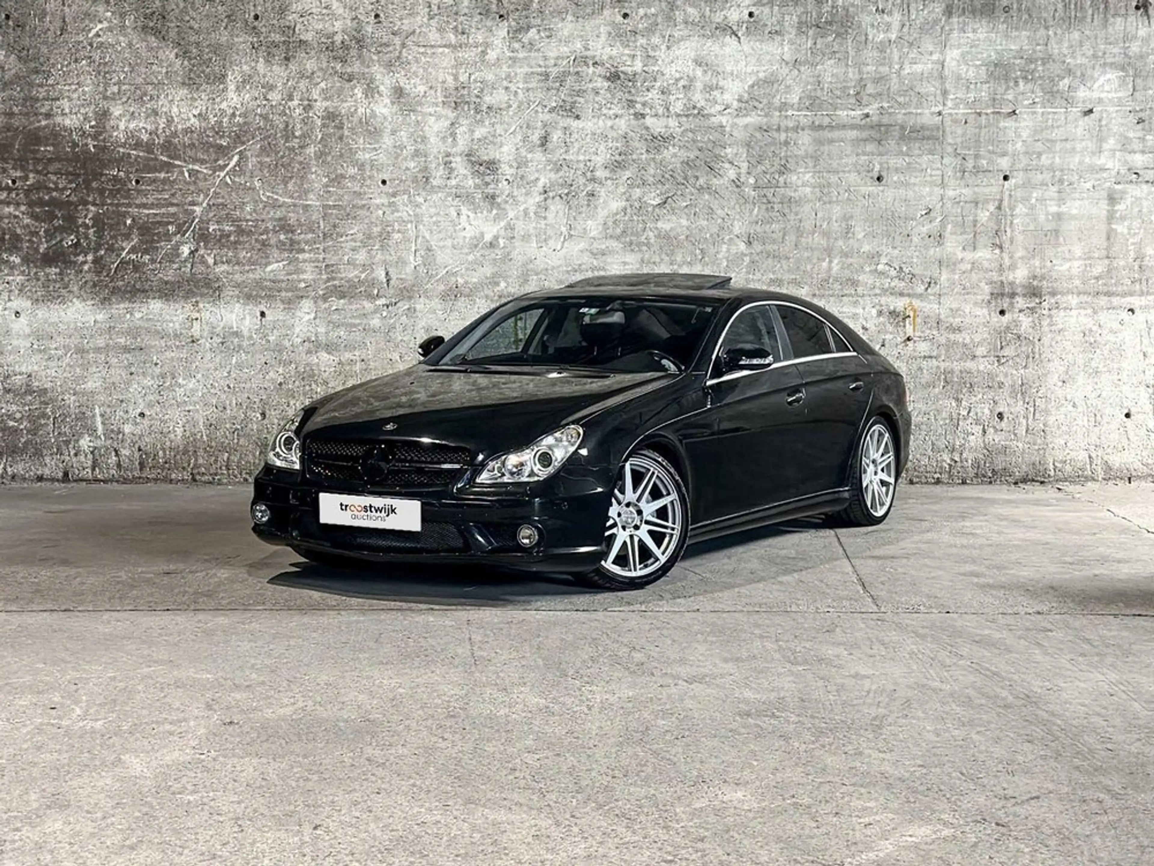 Mercedes-Benz CLS 500 AMG