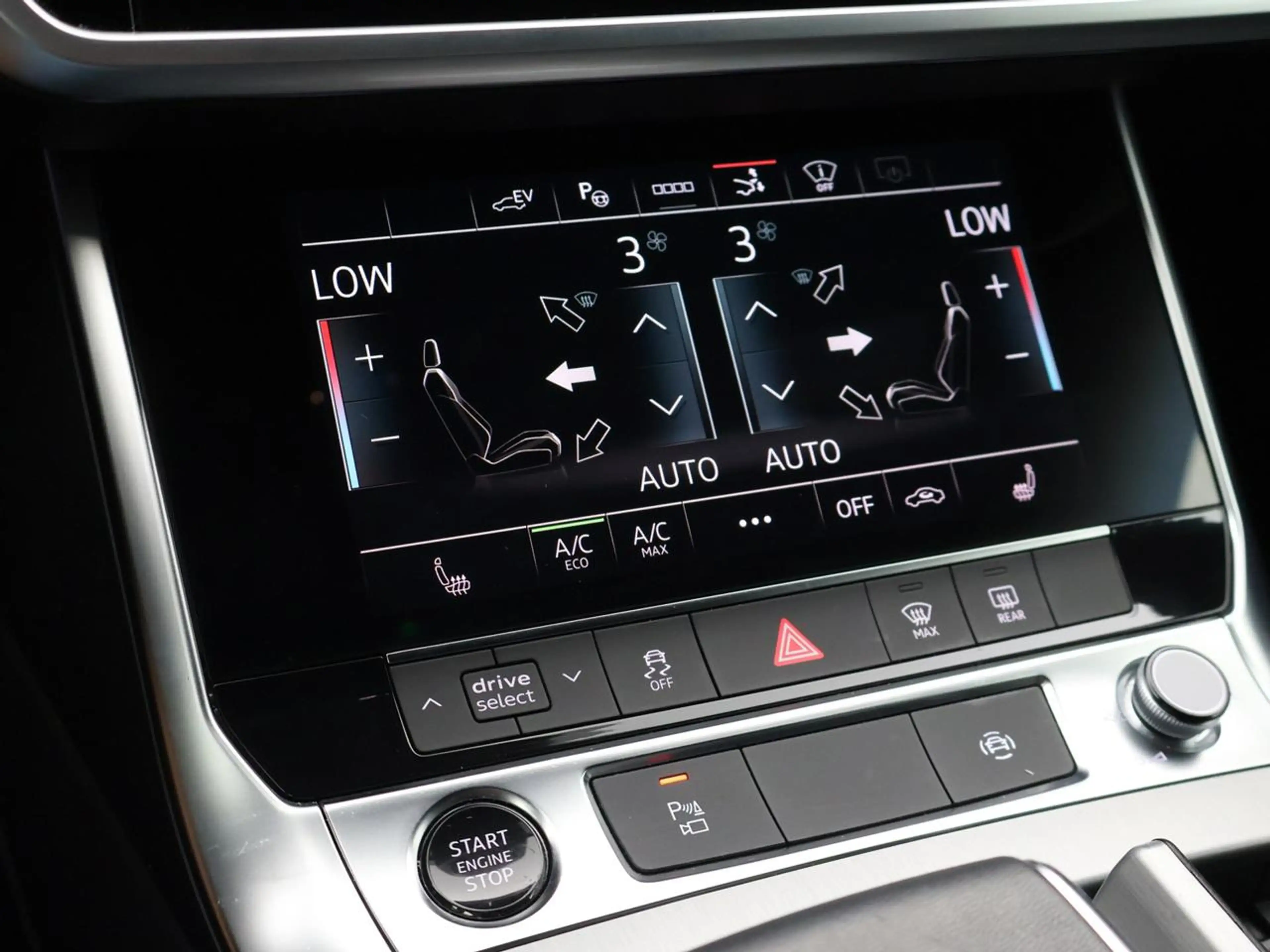 Audi A7 A7 PHEV 55 TFSI e Quattro Competition — photo 11