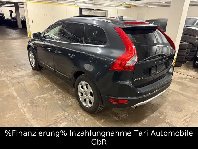 Volvo XC60 D5 Summum AWD Navi,Bi-Xenon,ACC,Pano,Kamera