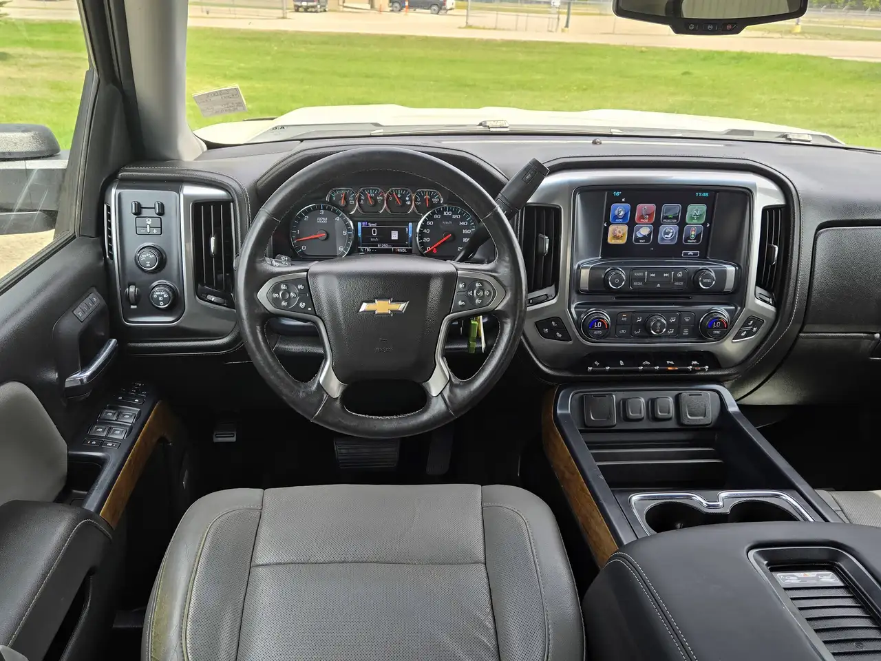 Chevrolet Silverado 1500 снимка Chevrolet Silverado 1500