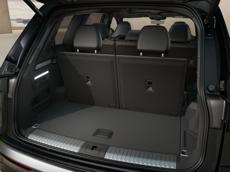 Audi Q7 SUV TDI quattro 7Stz. Pano AHK DigMatrix — photo 8