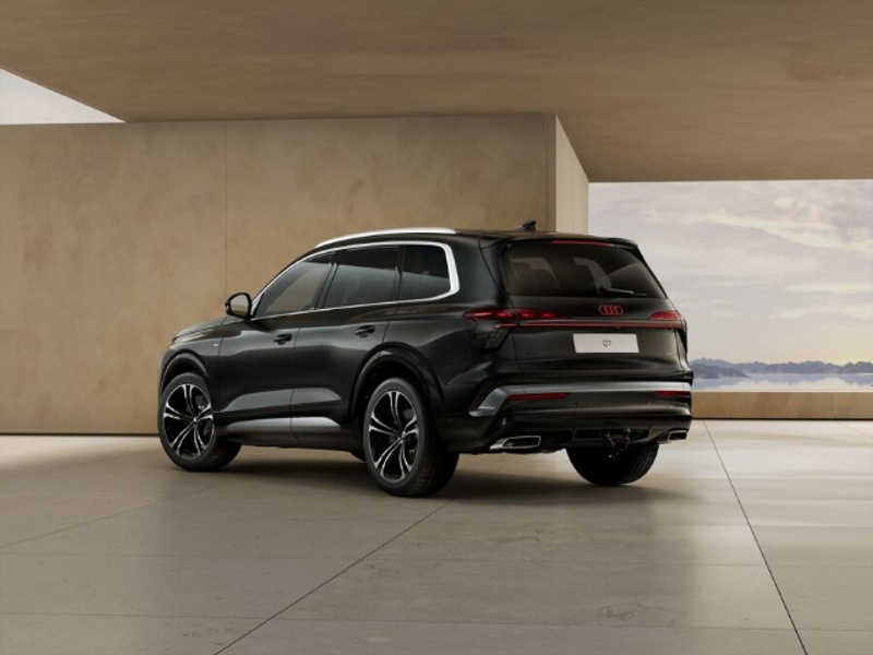 Audi Q7 SUV TDI quattro 7Stz. Pano AHK DigMatrix — photo 3